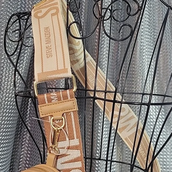 Steve Madden Tan Handbag with Strap - Picture 5 of 5